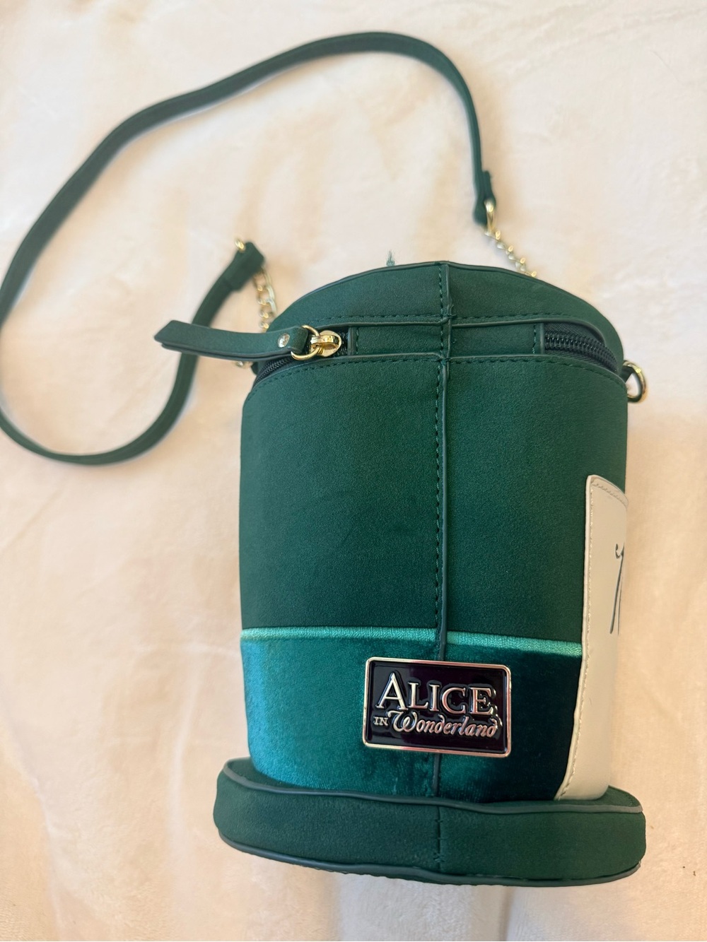 Bioworld Disney Alice in Wonderland Mad Hatter Hat Figural Crossbody Purse Bag
